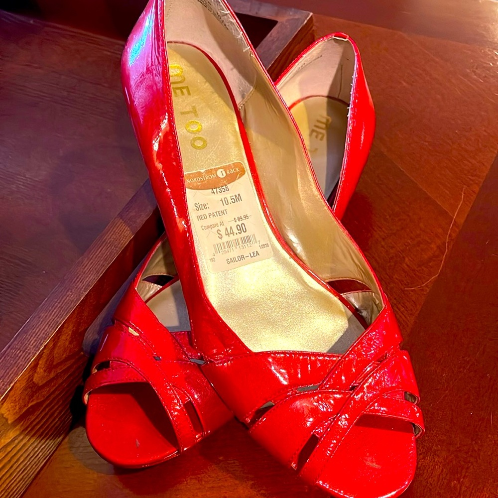 NWT red slight heal